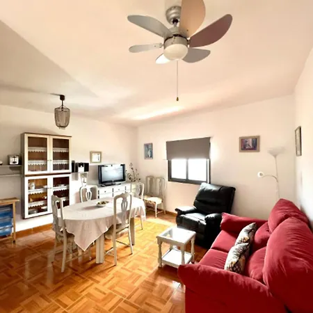 Hermosa Casa Con 2 *